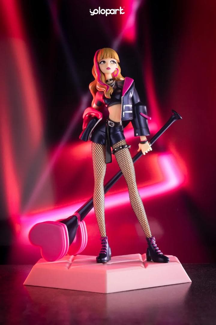 【超レア】BLACKPINK LISA コレクターズフィギュア 限定版