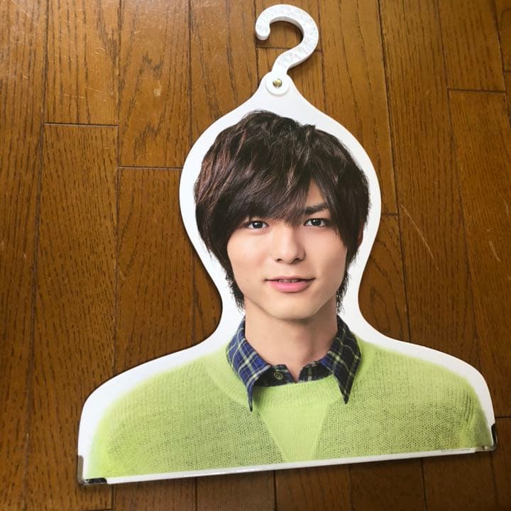 Hey!Say!JUMP 知念侑李　有岡大貴　中島裕翔　ハンガー