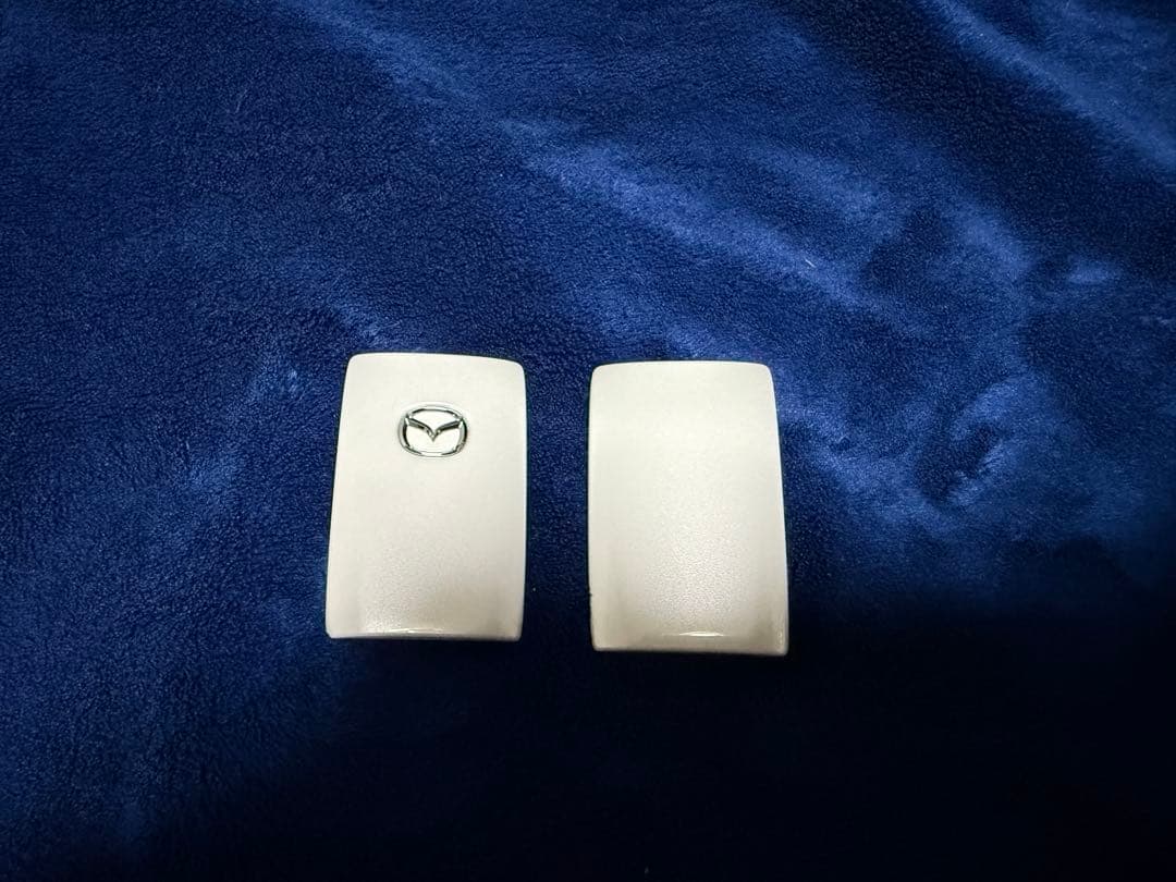 (箱付き！)マツダ純正セレクティブキーシェル ロジウムホワイト