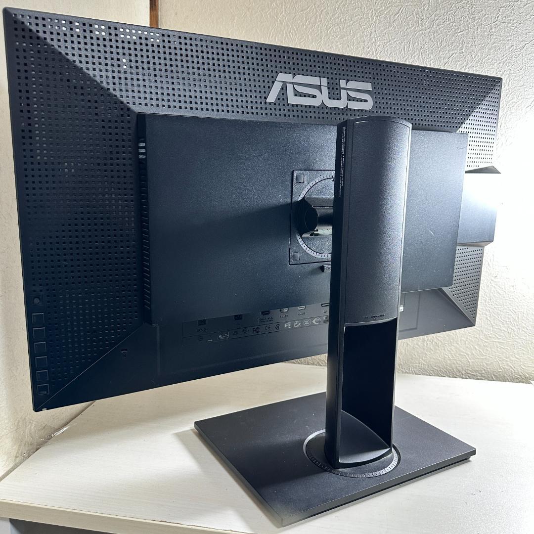 ASUS 4K 31.5型 液晶モニター