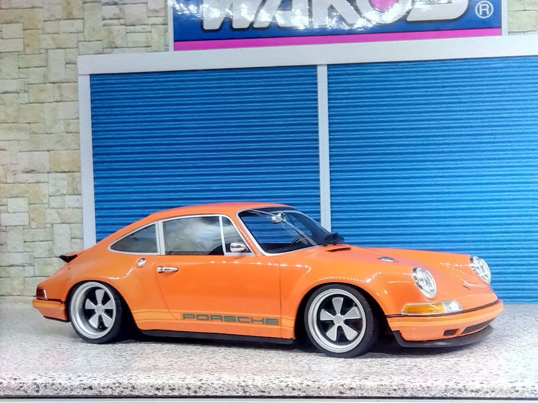 GT SPIRIT 1/18ミニカー SINGER 911 カスタム