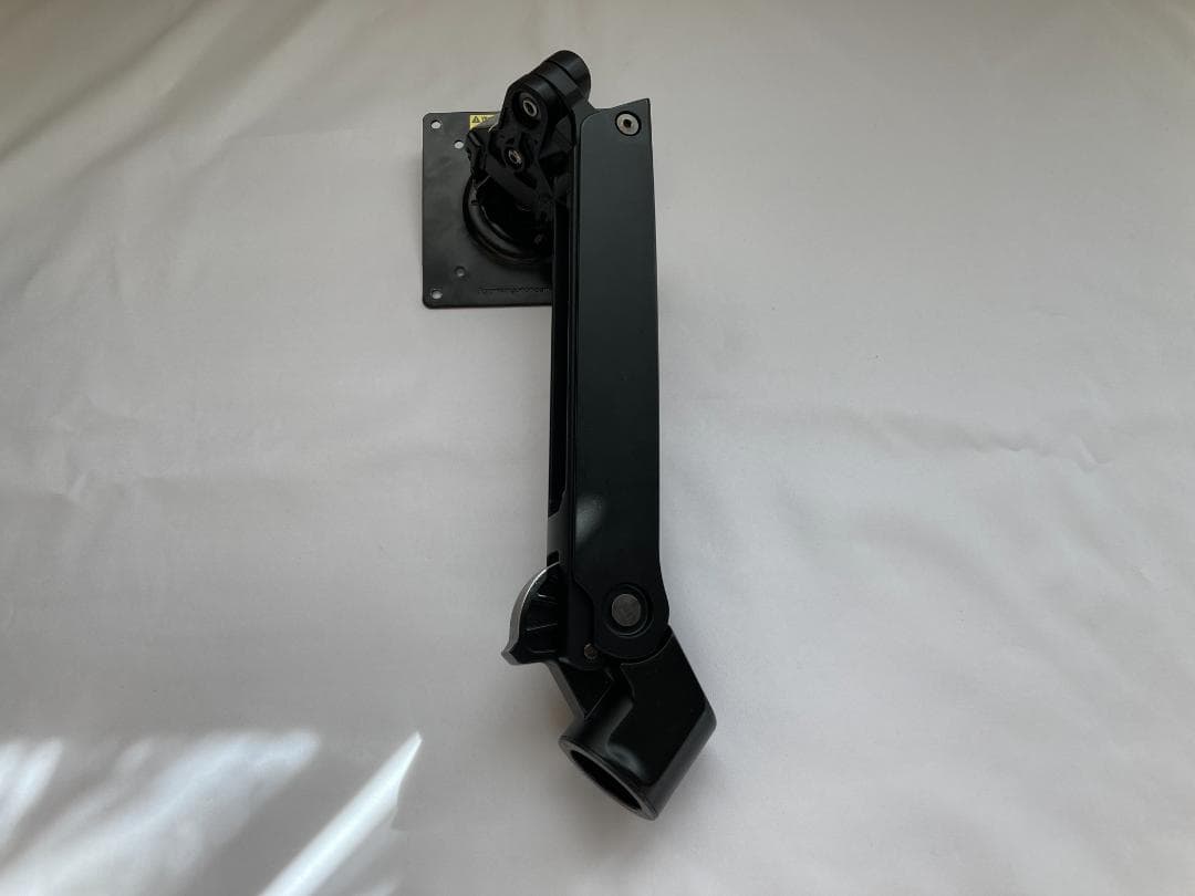 【エルゴトロンOEM】Amazonベーシック モニターアーム シングル ブラック