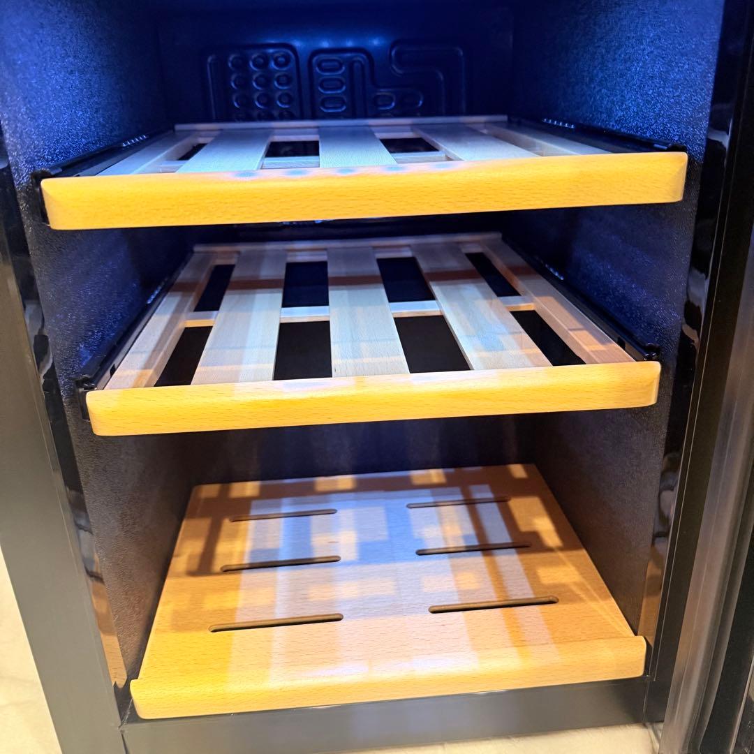 動作確認済　ファンヴィーノ　ワインセラー　SW-12