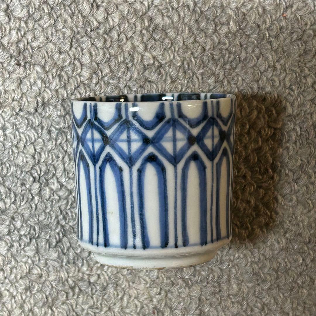 伊万里猪口幾何学模様