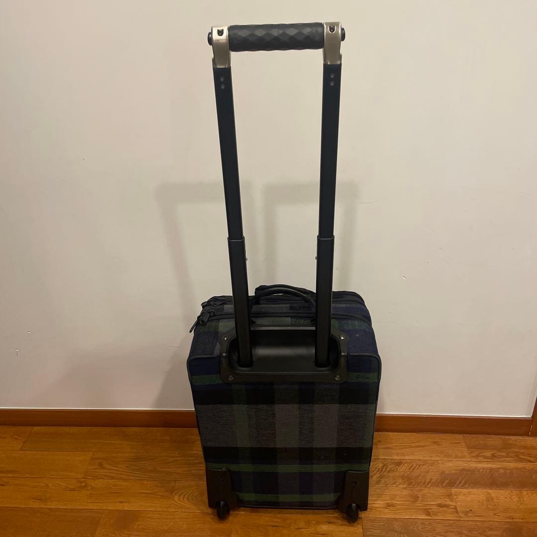 ノースフェイス　キャリーケース　スーツケース