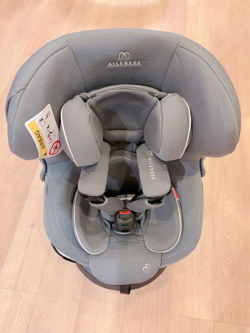 【りす】エールベベ クルット6i プレミアムエアリー　チャイルドシート　箱
