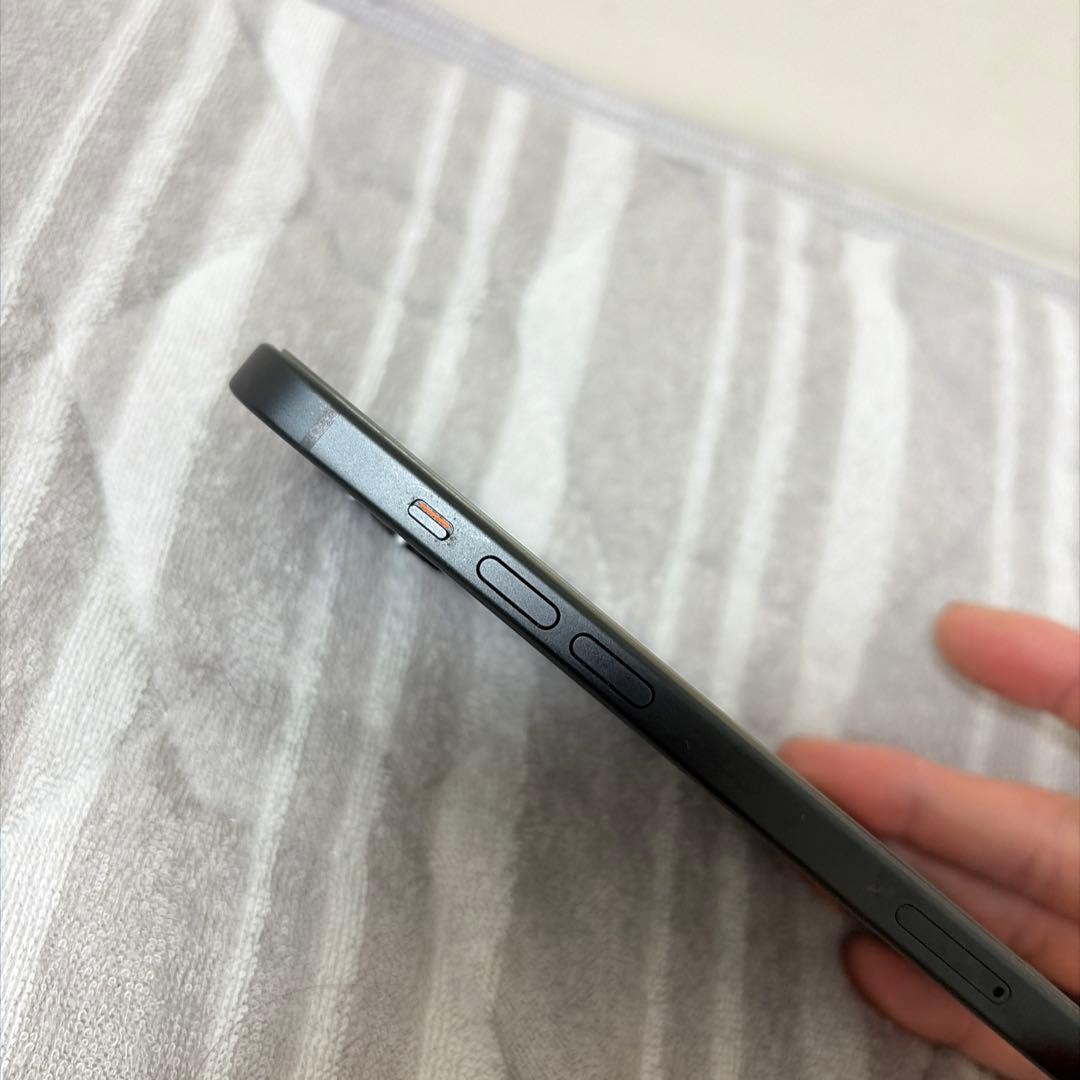 iPhone15 ブラック 128GB SIMフリー 保護フィルムセット