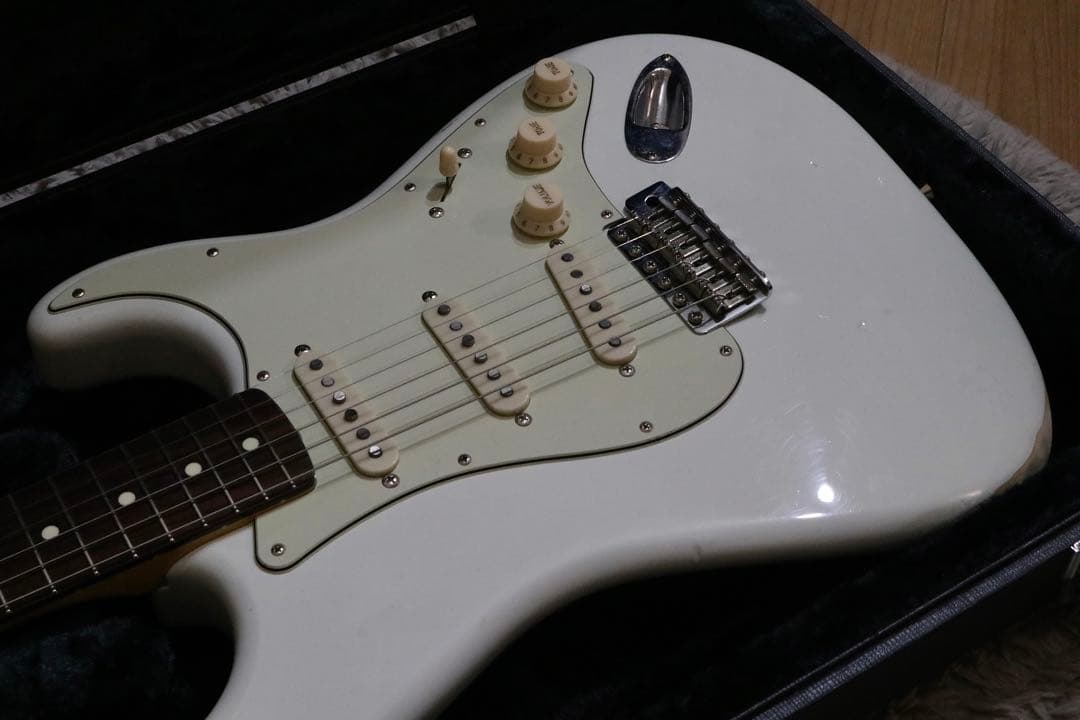 ギター fender made in japan 60s stratcaster