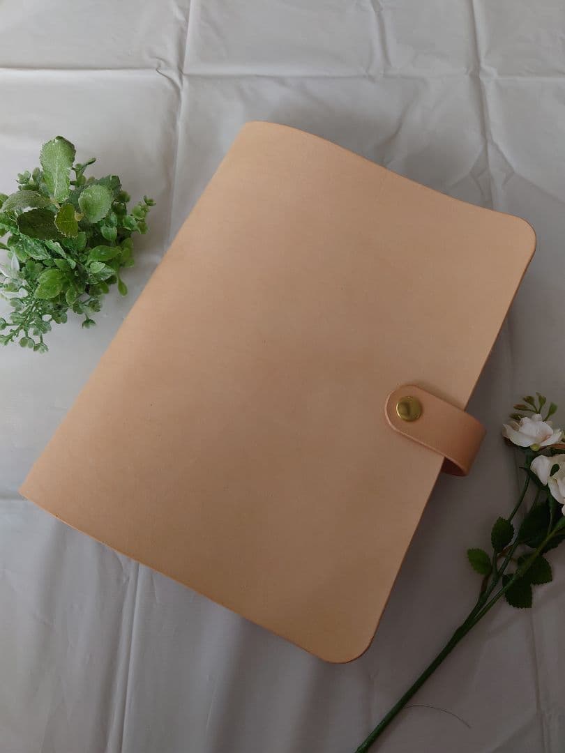 【真鍮と本革のルーズリーフバインダー　A5サイズ】ルーズリーフファイル　大容量