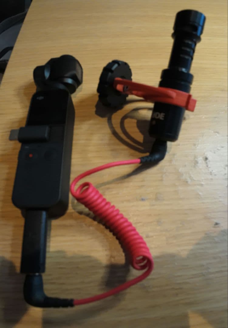 DJI Osmo Pocket rode video micro付き