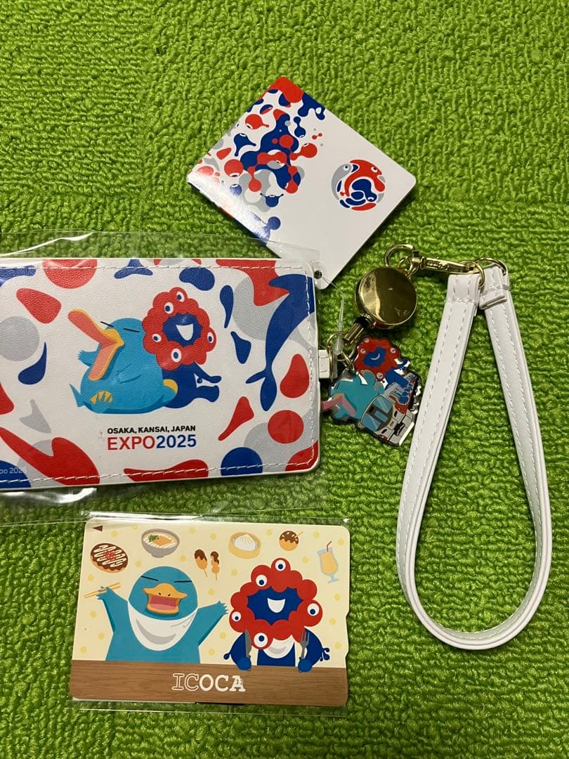 万博記念ICOCAと合皮パスケースのセット