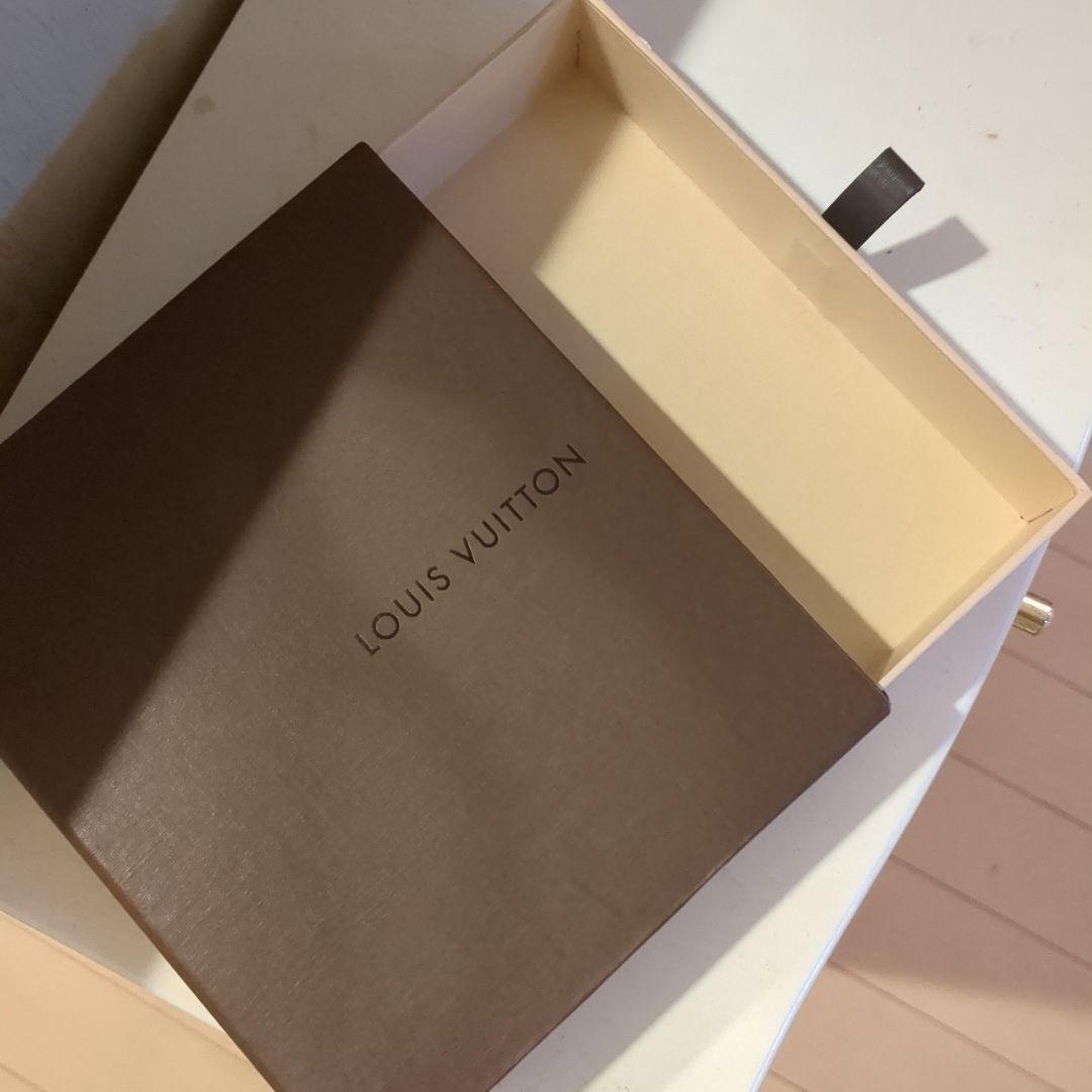 美品　ルイ ヴィトン LOUIS VUITTON　 ピンブローチ