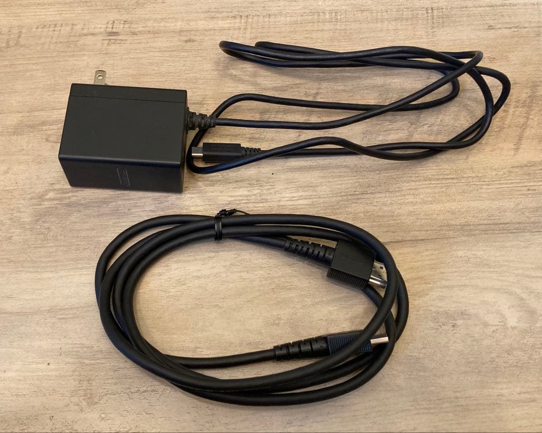 NintendoSwitch1本体ネオンピンク・グリーン　スプラトゥーンカラー