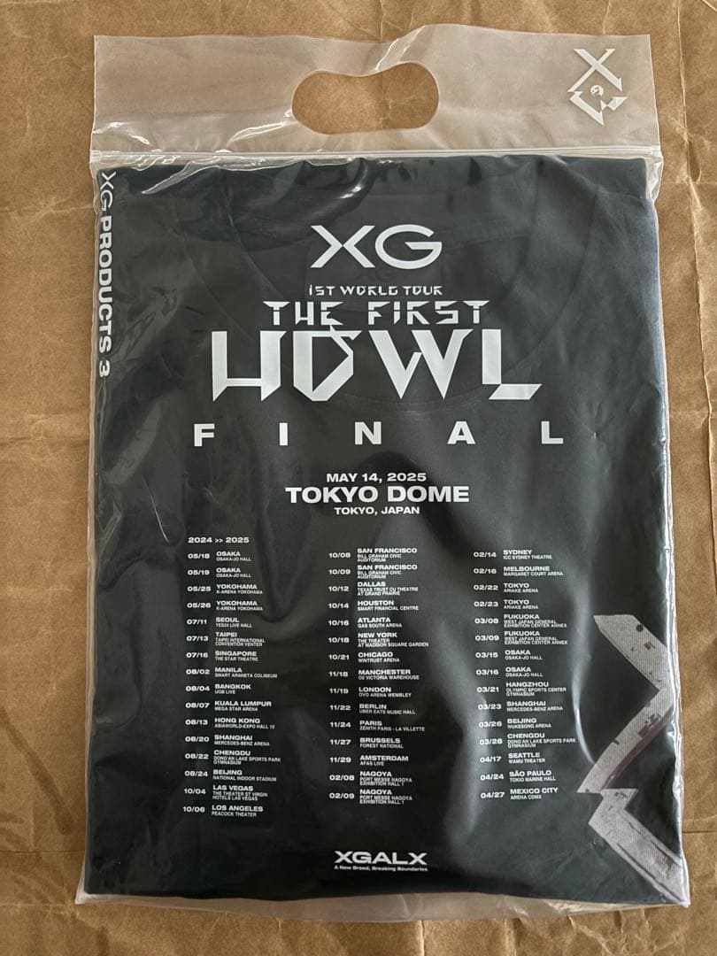 XG \"The First HOWL\" Tシャツ/XL