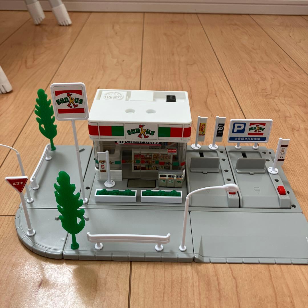 トミカタウン サンクス コンビニ
