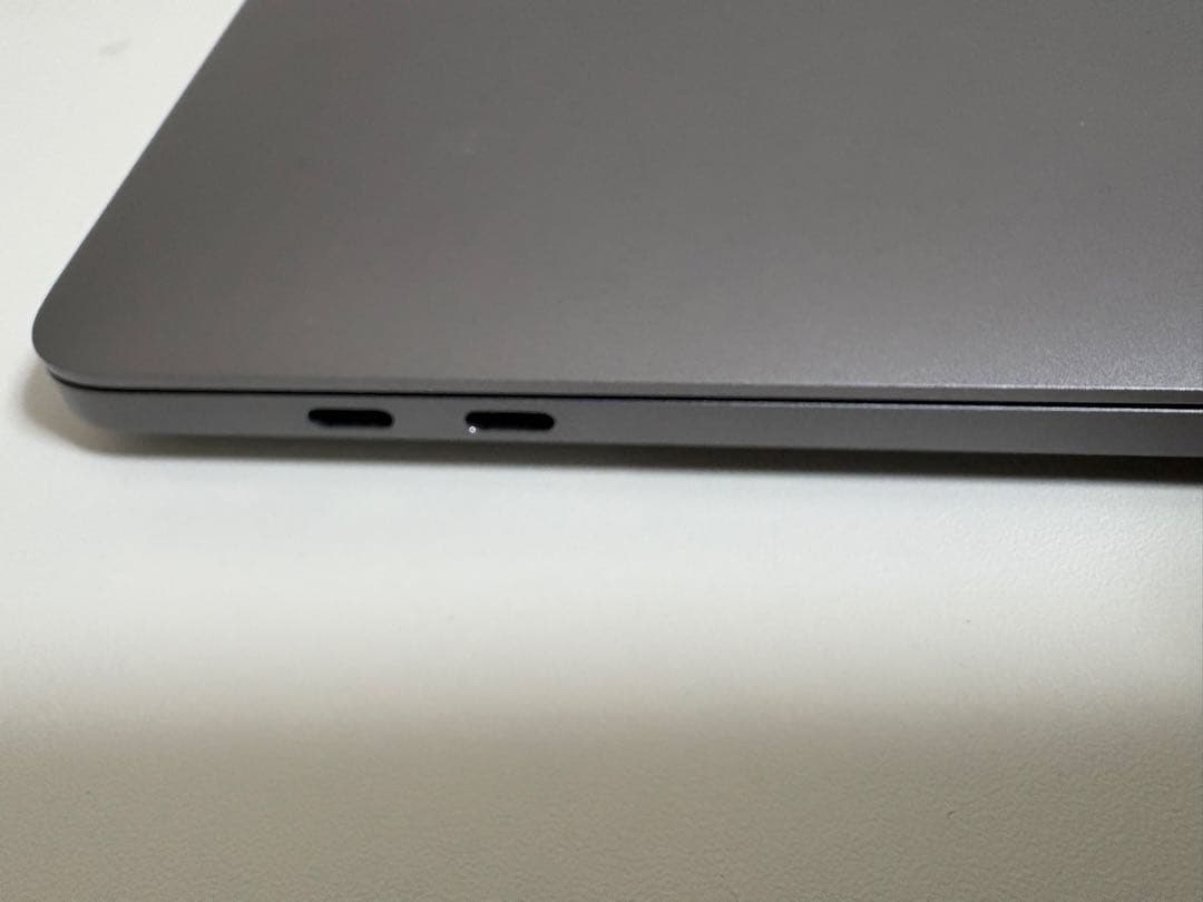 MacBook Pro 13インチ 2020 Core i7 16G 1TB