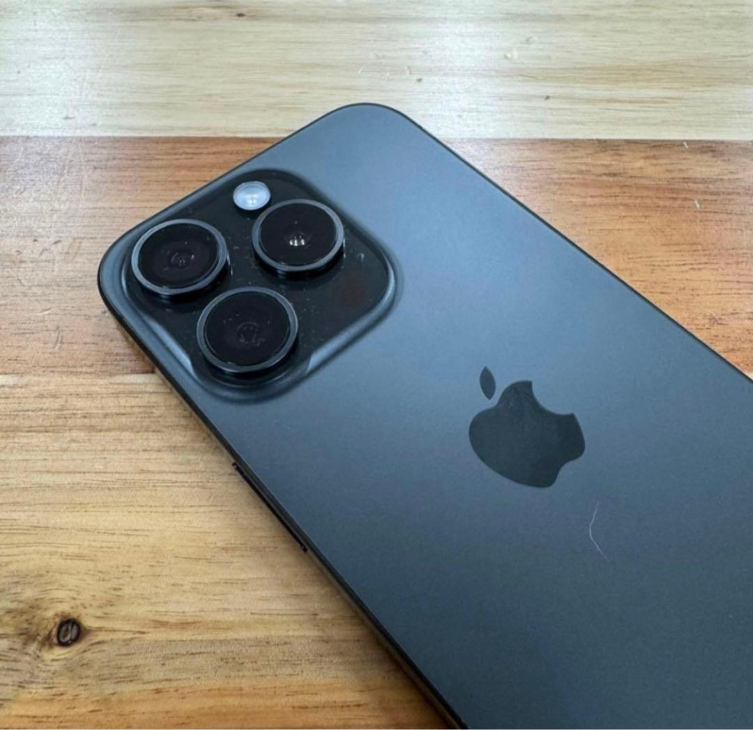【超美品】iPhone 15 Pro｜128gb｜SIMフリー