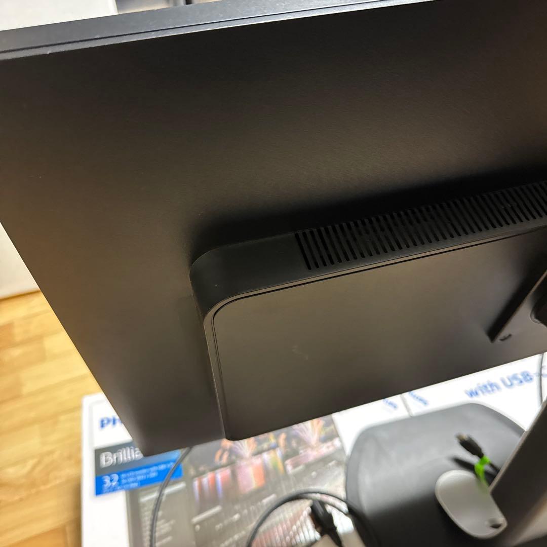 PHILIPS 31.5インチ4Kモニター ディスプレイ 328P6VUBREB