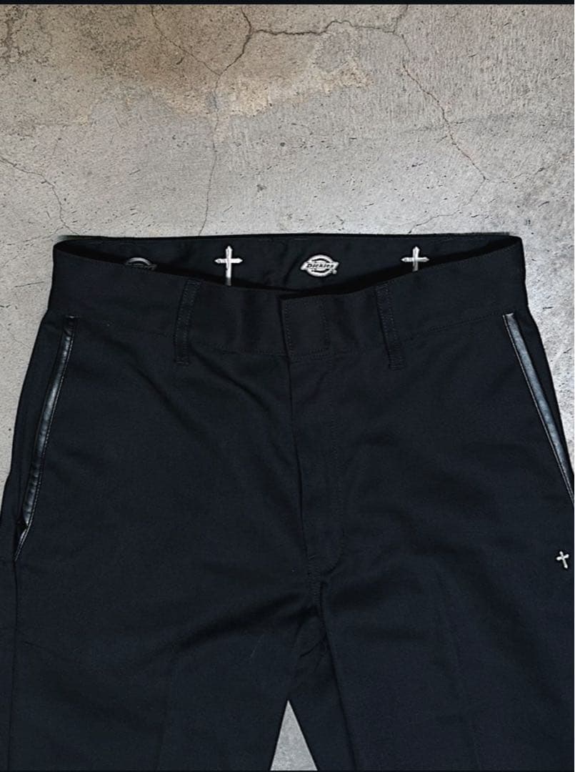 last nest dickeysコラボ　チノパン