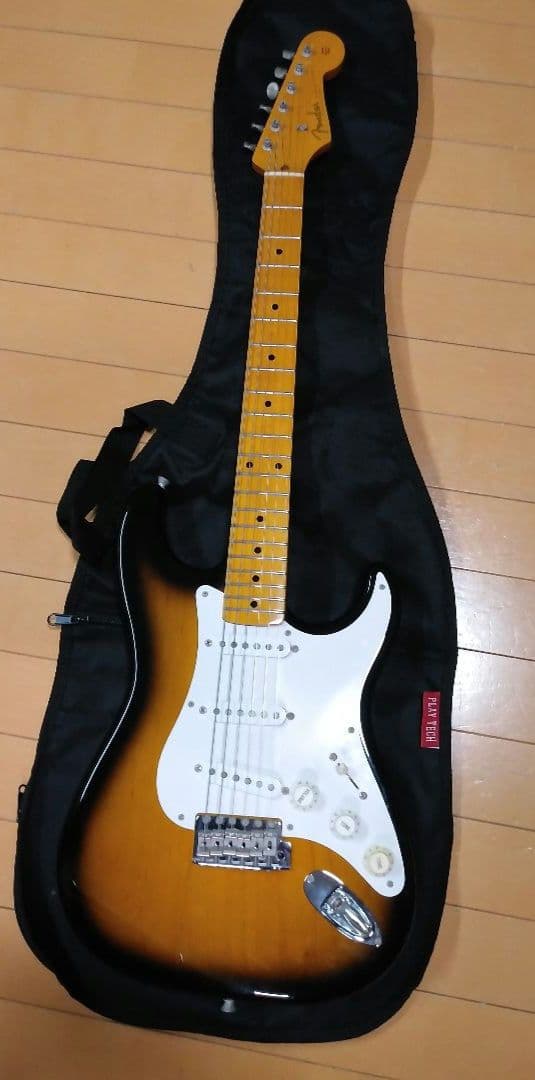 美品 Fender japan フェンダージャパン　ストラトキャスター　ST57