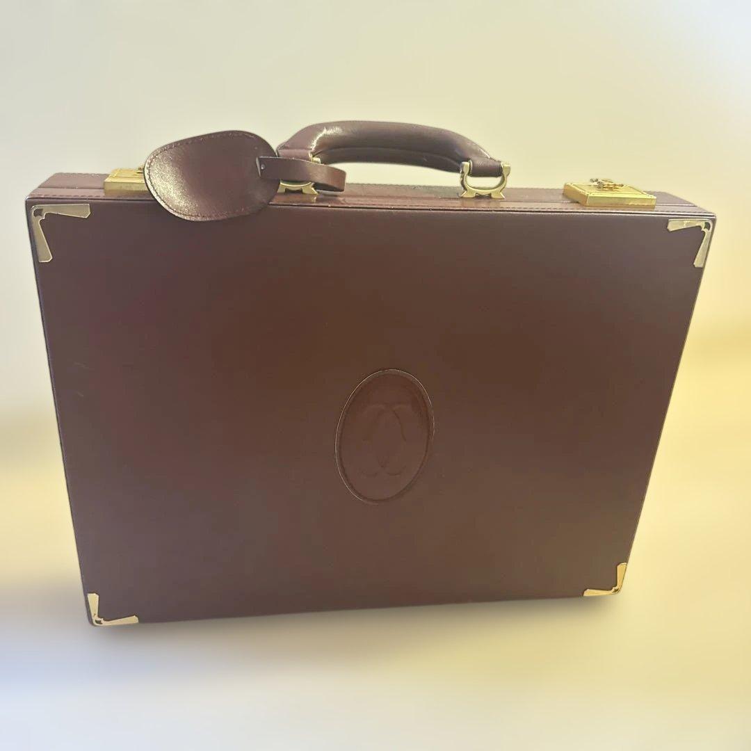 カルティエ　レザーアタッシュケース