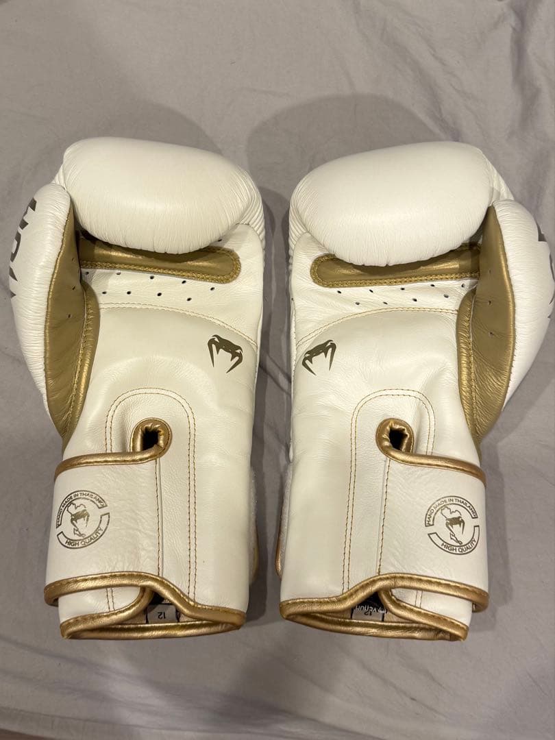 venum giant3.0 12オンス　ボクシンググローブ