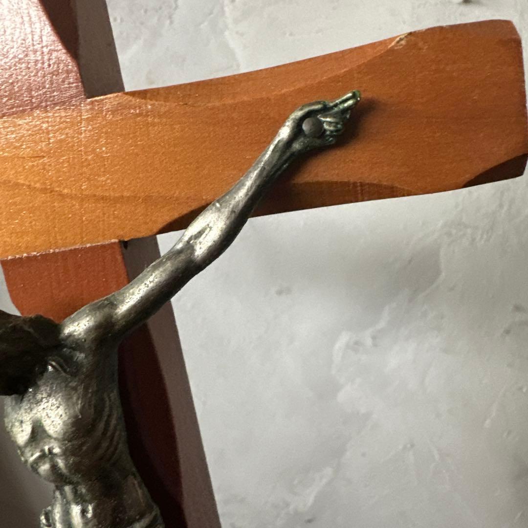 瞬間的お値下げ‼️木製十字架 INRI付き　ヴィンテージ