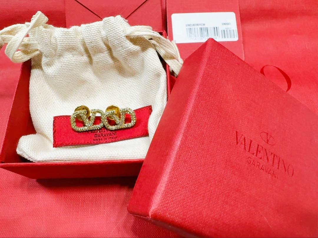 【VALENTINO】ヴァレンティノ Vロゴ ピアス スワロフスキー ゴールド