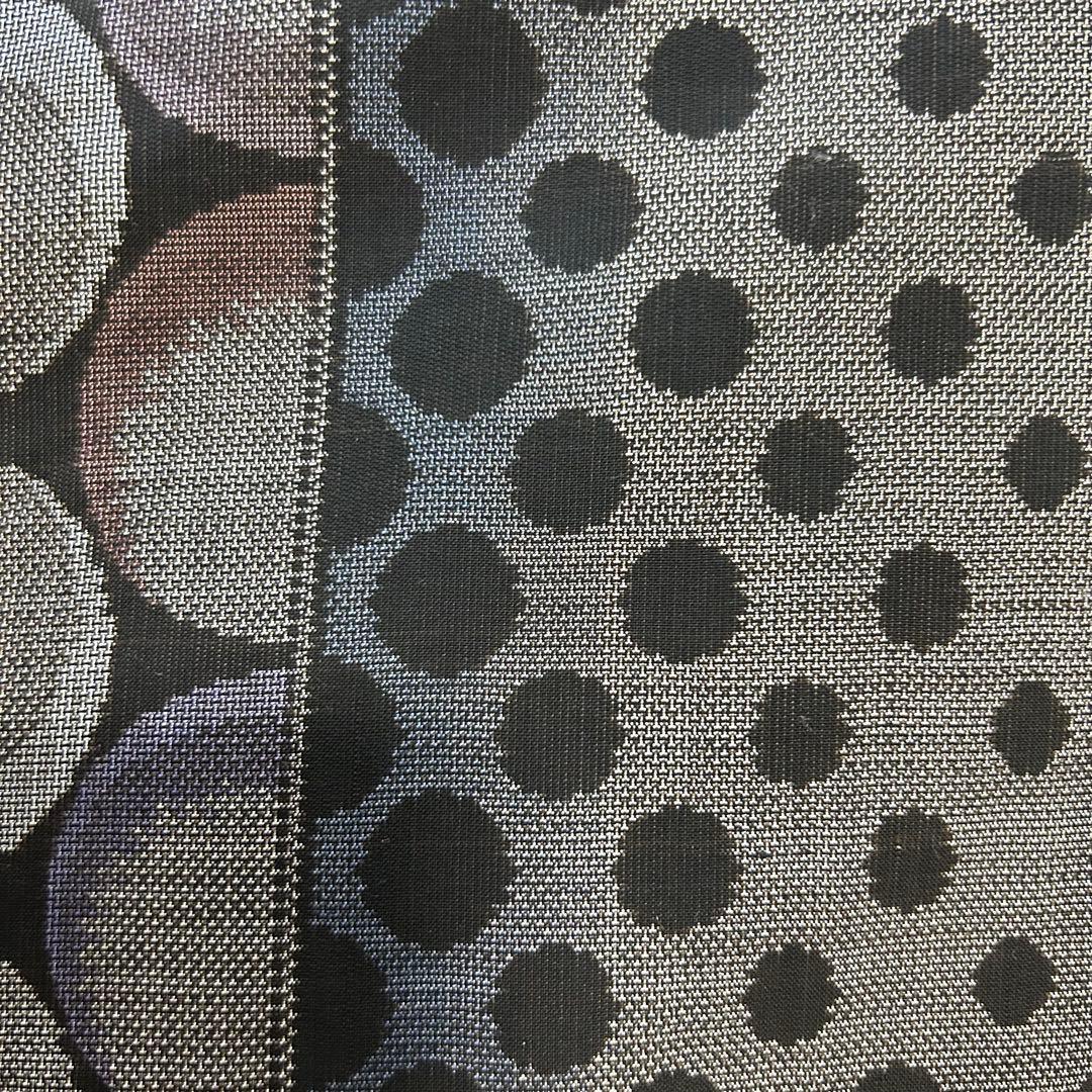 【 値下げ 】 未使用品　オシャレな水玉柄　本場泥大島紬　着物スキ倶楽部４７４