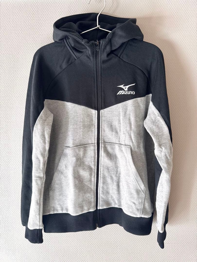 ユーリ!!!×MIZUNO　スウェットシャツ　Mサイズ