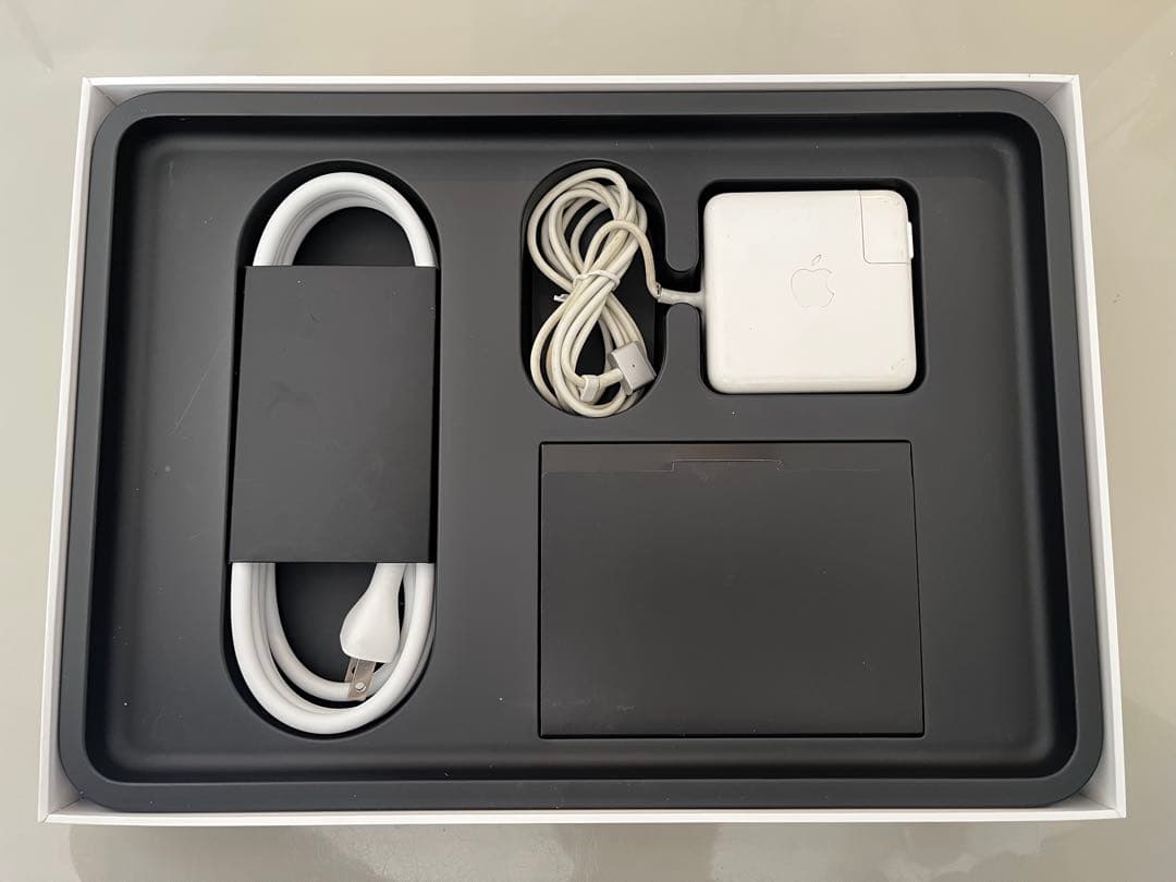 MacBook Pro 13インチ 1TB SSD Retina 2014