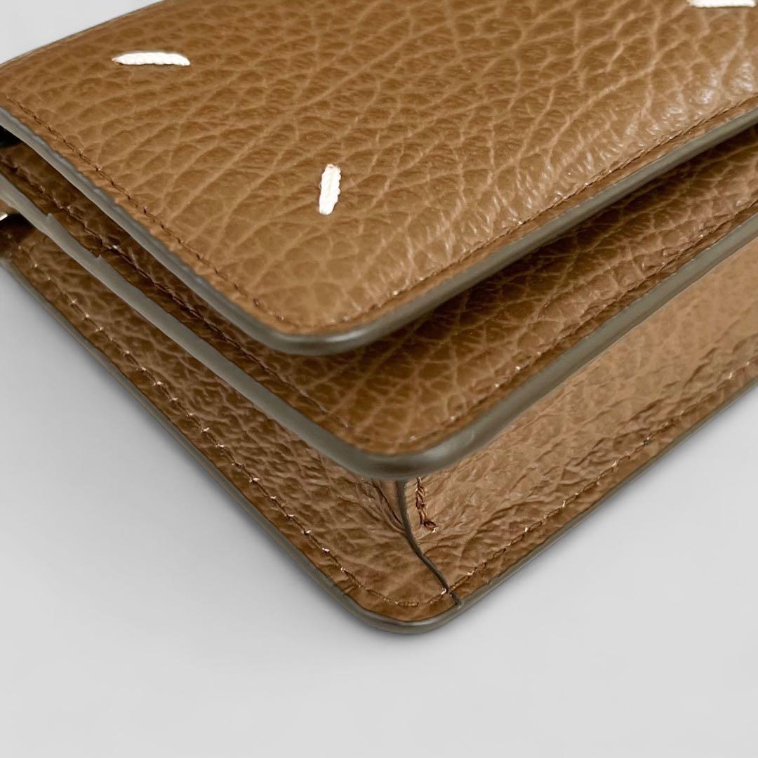 未使用品 メゾンマルジェラ チェーンウォレット ブラウン 財布 ミニ