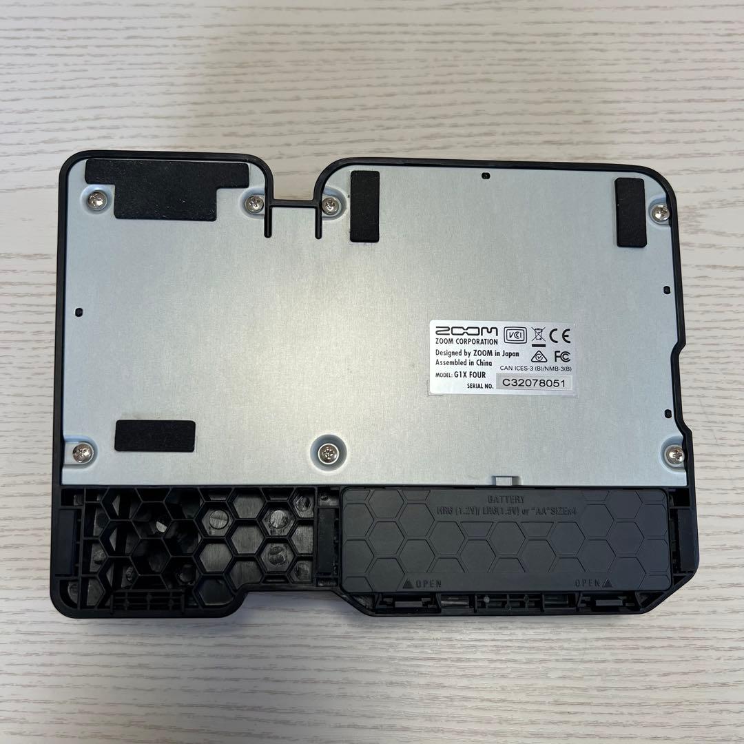 ZOOM G1X FOUR ギターエフェクター