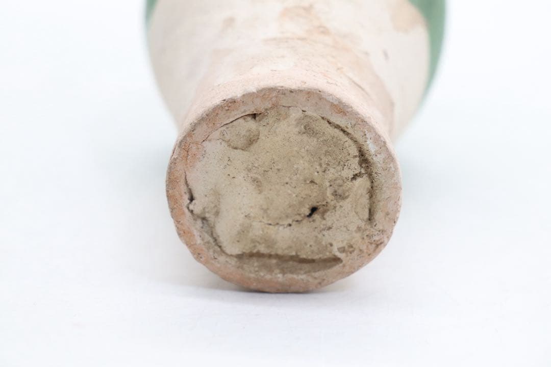 中国　唐時代　緑釉瓶　アンティーク　送料込み260104