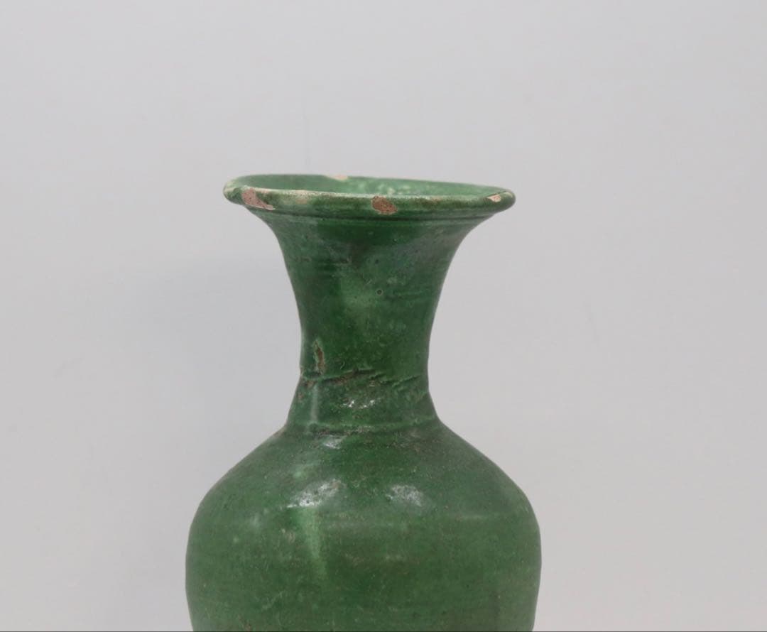 中国　唐時代　緑釉瓶　アンティーク　送料込み260104