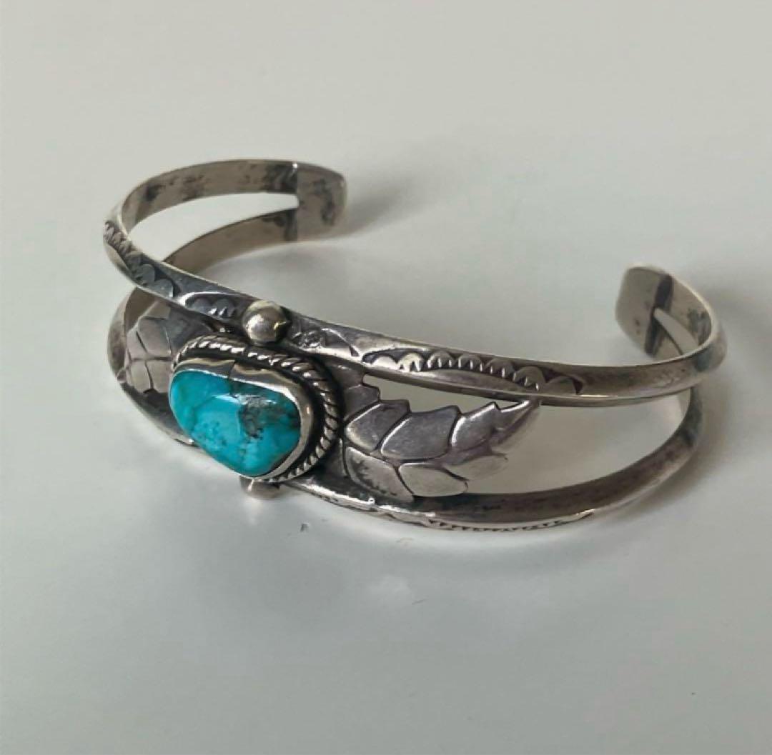 にゅーん様おまとめ｜ターコイズシルバーバングル×2とオパールネックレス