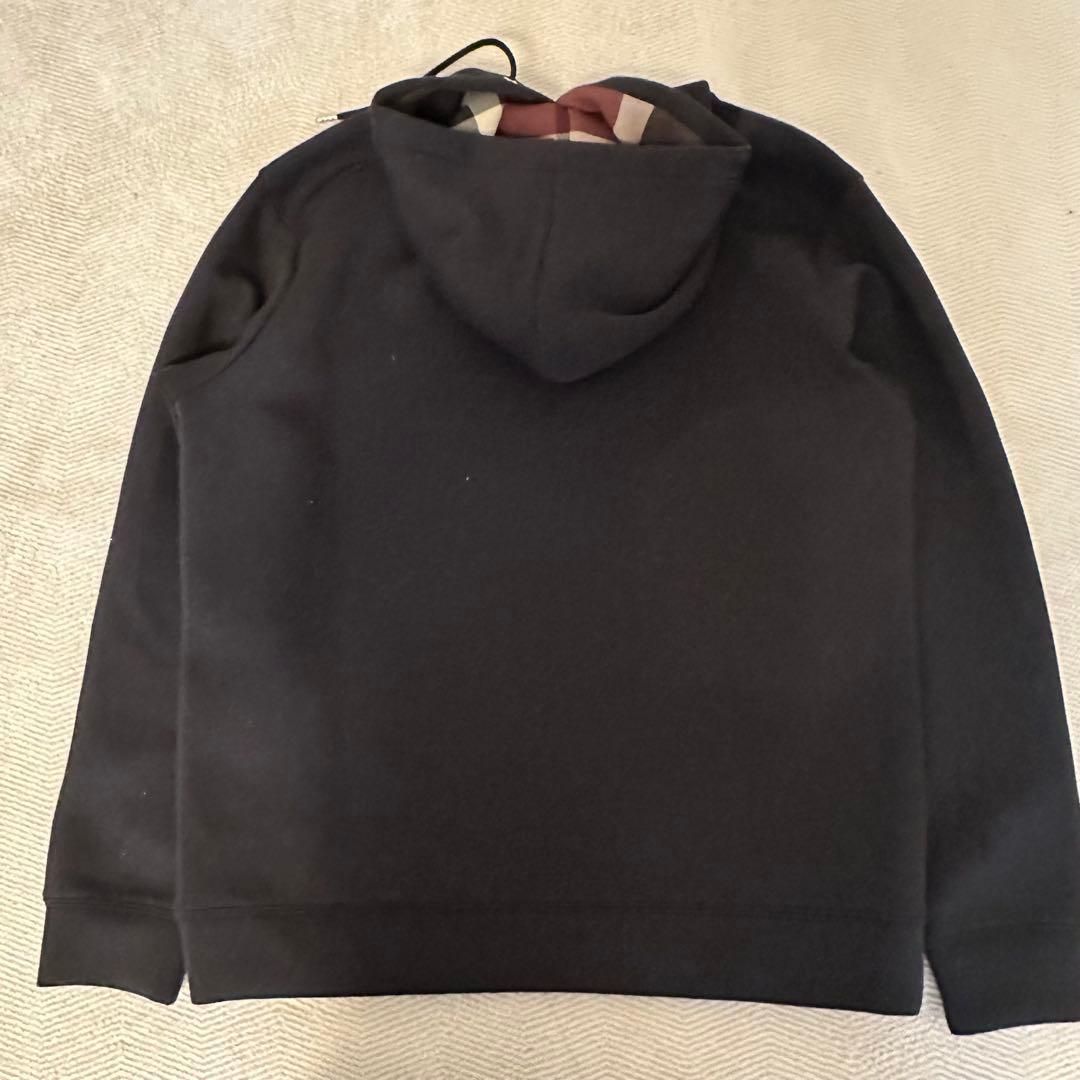 ブラックレーベル・クレストブリッジ　フード付パーカー