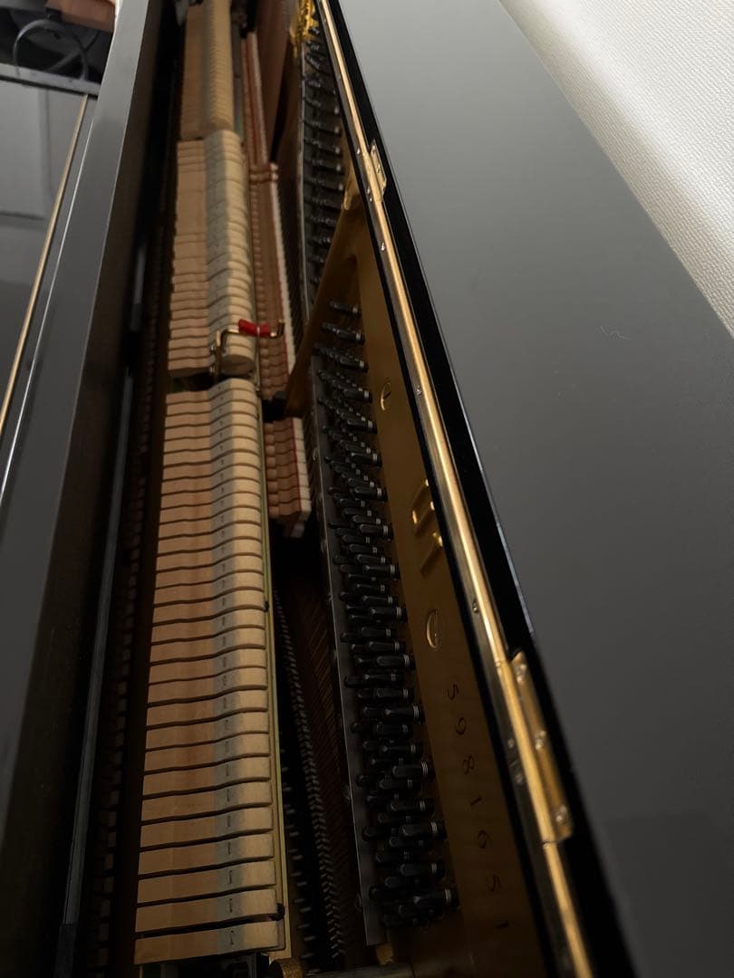 ヤマハ　アップライトピアノU1 サイレント　消音機能付き