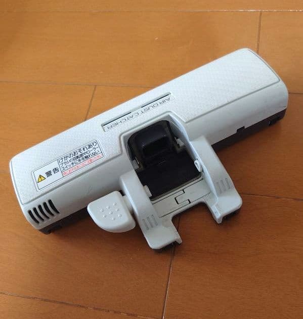 【エミ】パナソニック 紙パ ック式掃除機 MC-SJP800G