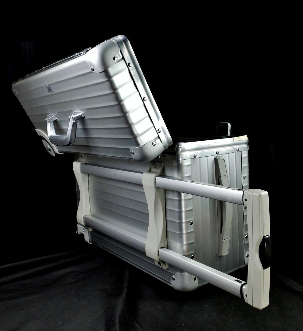 リモワ 950.51 トパーズ 2輪 縦型 パイロットケース 42L 美品