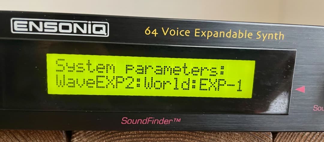 ENSONIQ MR-Rack 別売SoundROM 2個インストール済