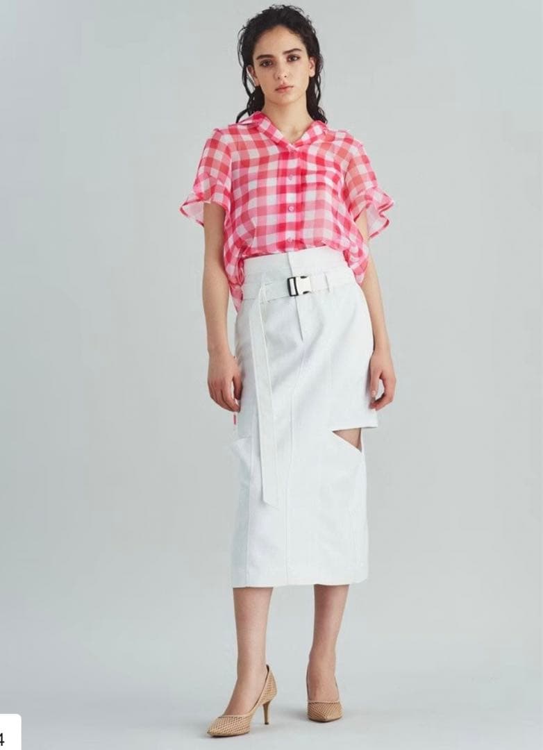 グレースクラス　カットアウトタイトスカート