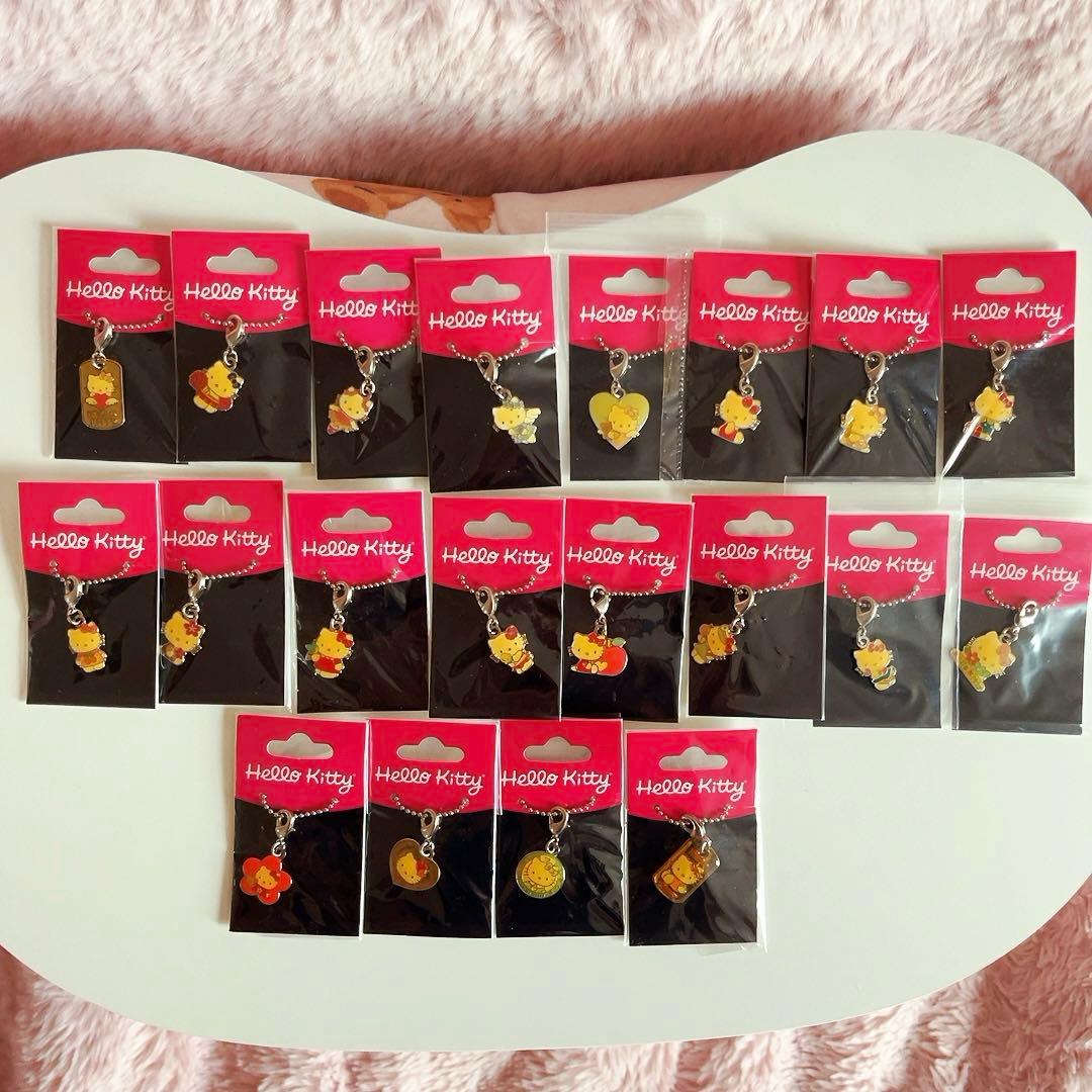 希少レア　ハローキティ　海外限定　USA ストラップ　チャーム　2004 レトロ