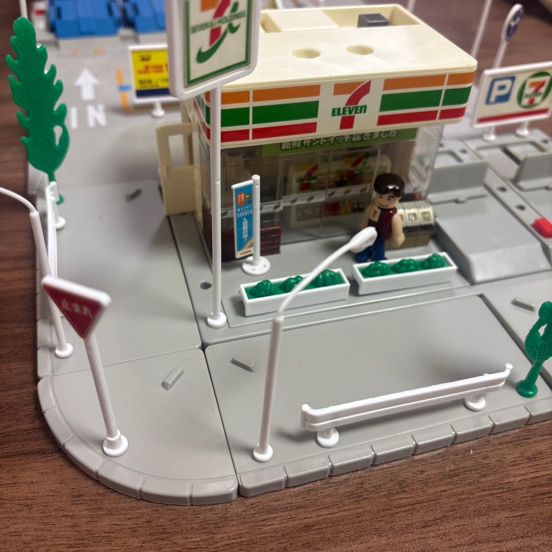 トミカタウン　セブンイレブン　タイムズパーキングセット　廃盤