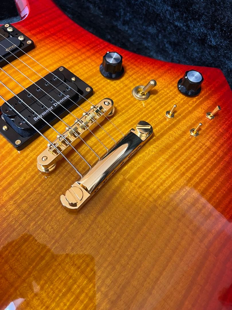 【再値下げ】hide ギター Bunny MG340X チェリーサンバースト