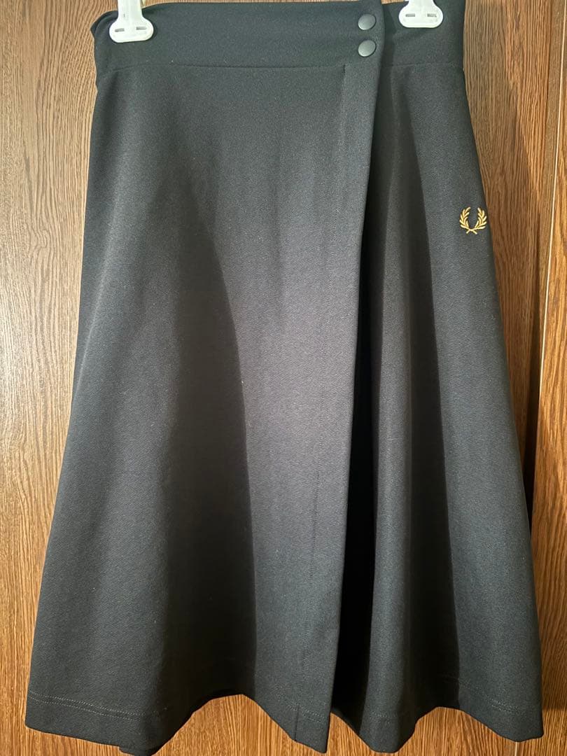 世*見様 Fred Perry ブラック プリーツスカート UK 10