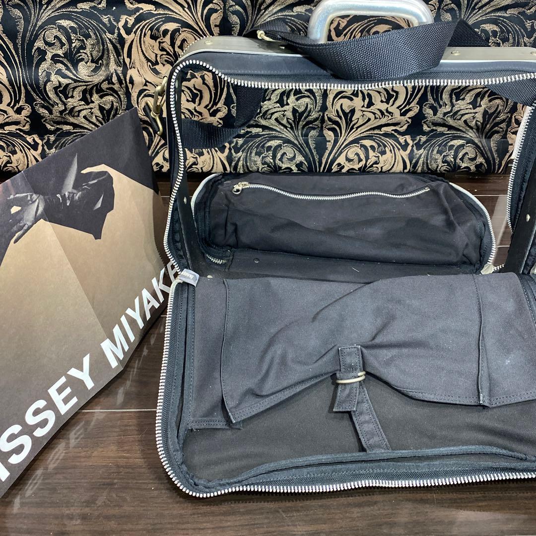 ★貴重　ISSEY MIYAKE トランク