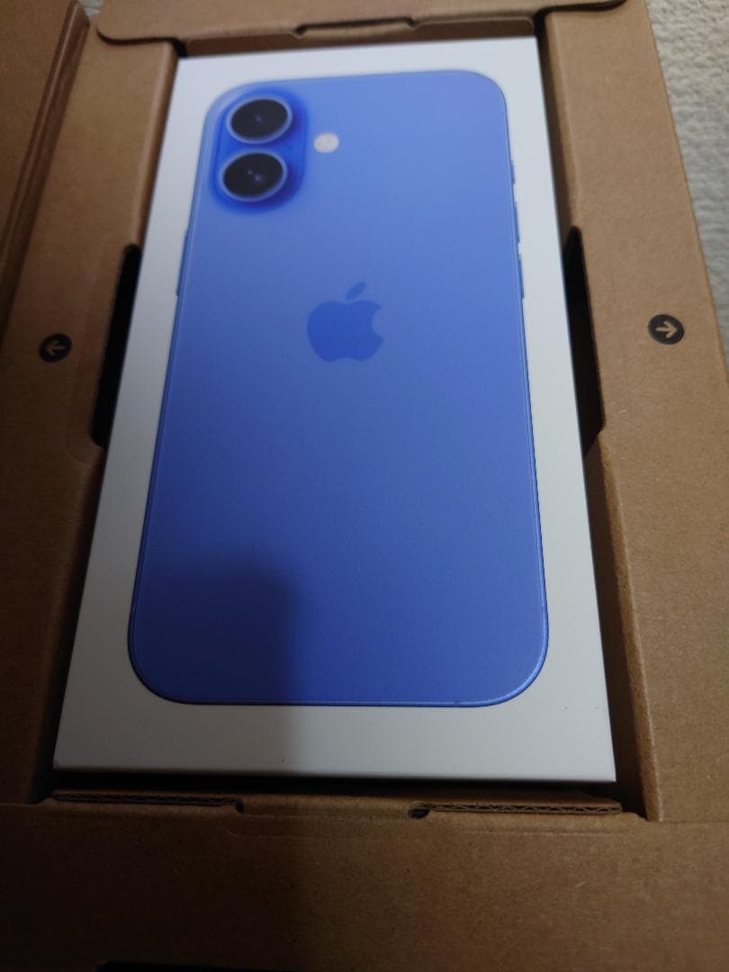新品未開封　Apple iPhone 1６ 128GB ウルトラマリン