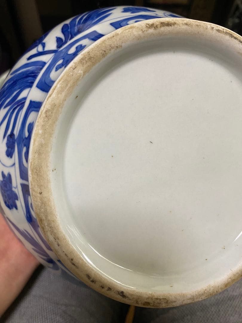 中國古美術青と白の魚模様の陶器置物