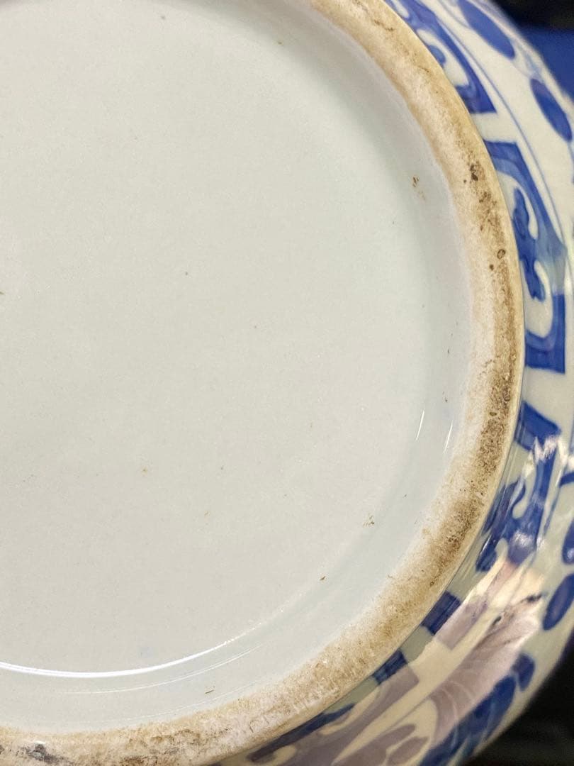 中國古美術青と白の魚模様の陶器置物